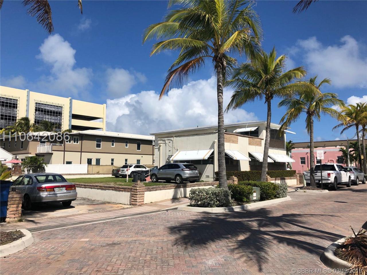 339 Hayes St - Photo 1