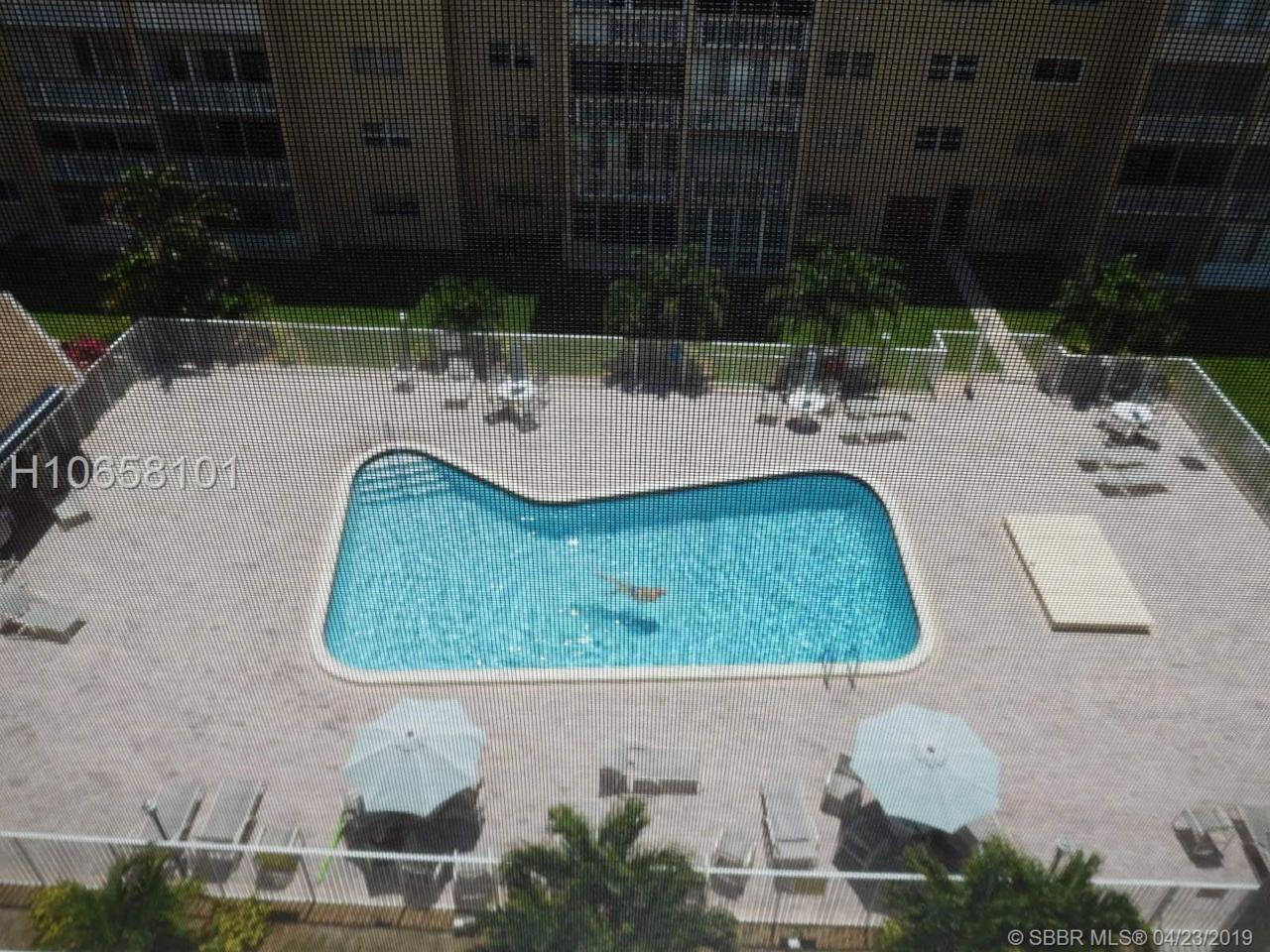 620 12th Ave - Photo 1