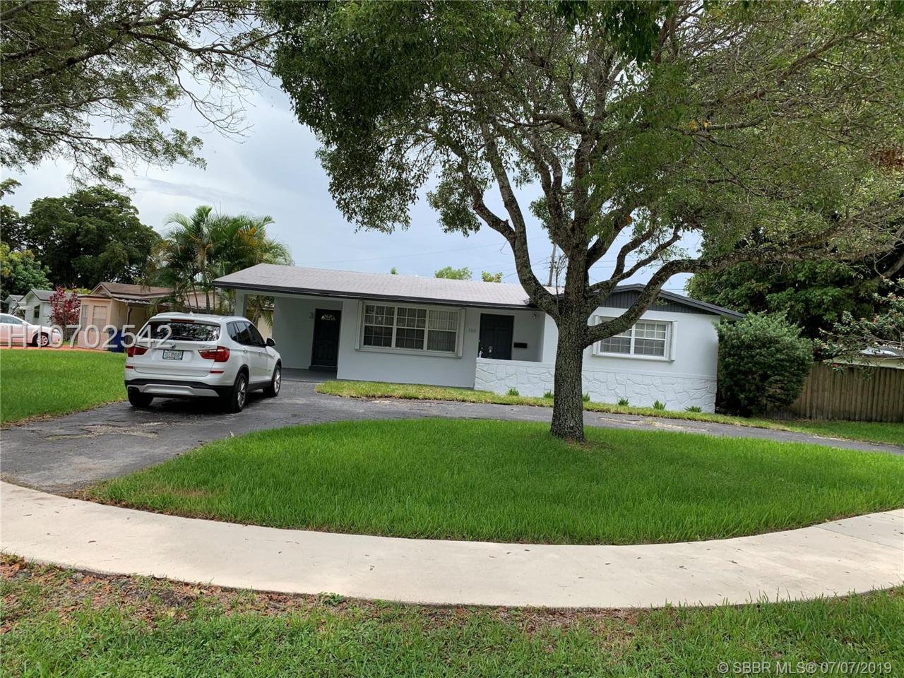 5101 92nd Ave - Photo 1