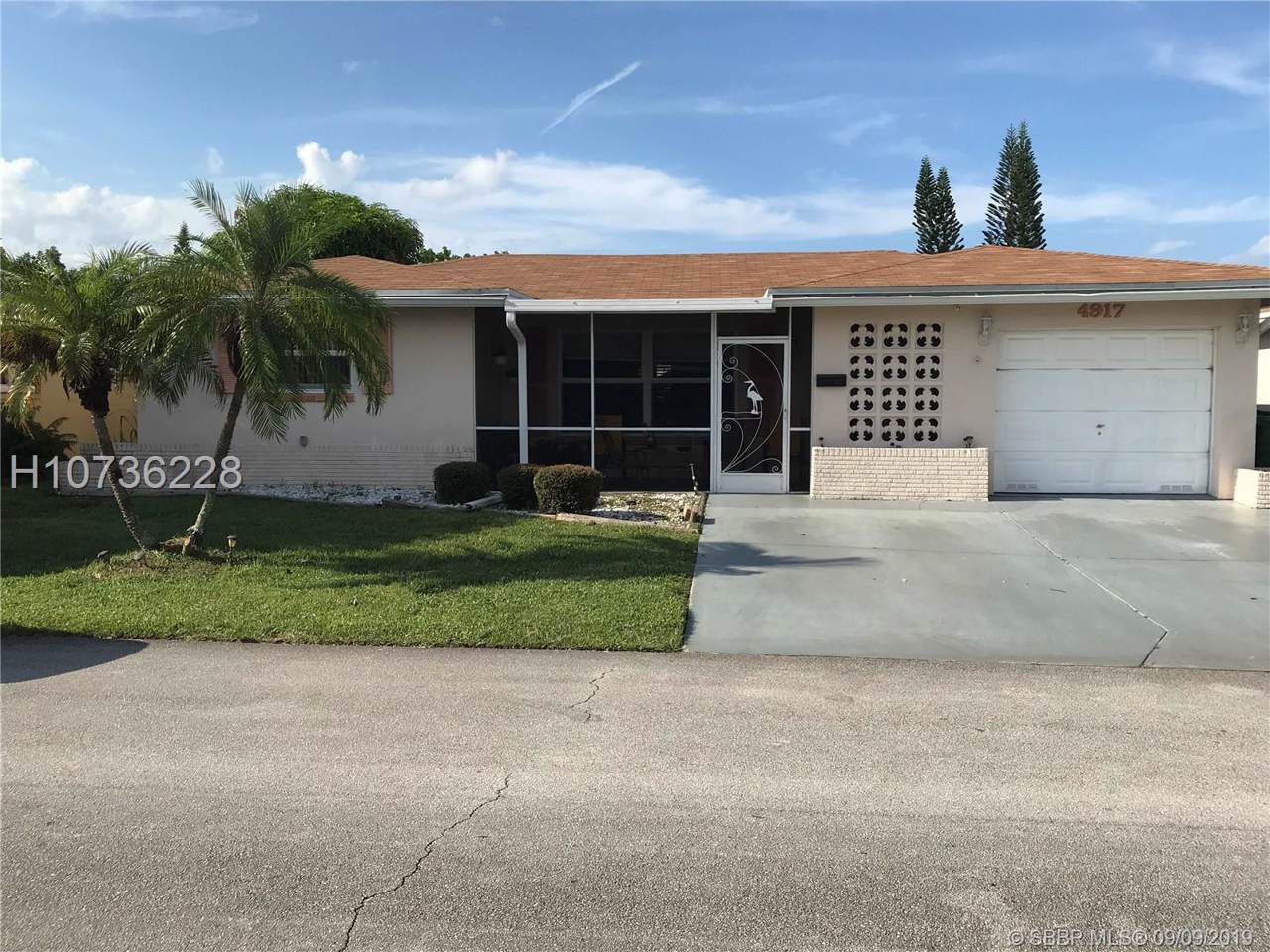 4917 54th Ct - Photo 1