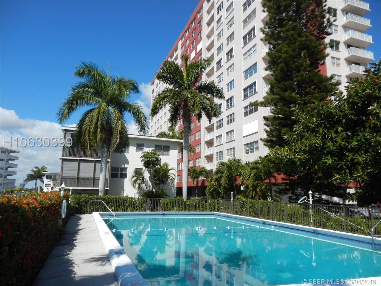 3177 Ocean Dr - Photo 1