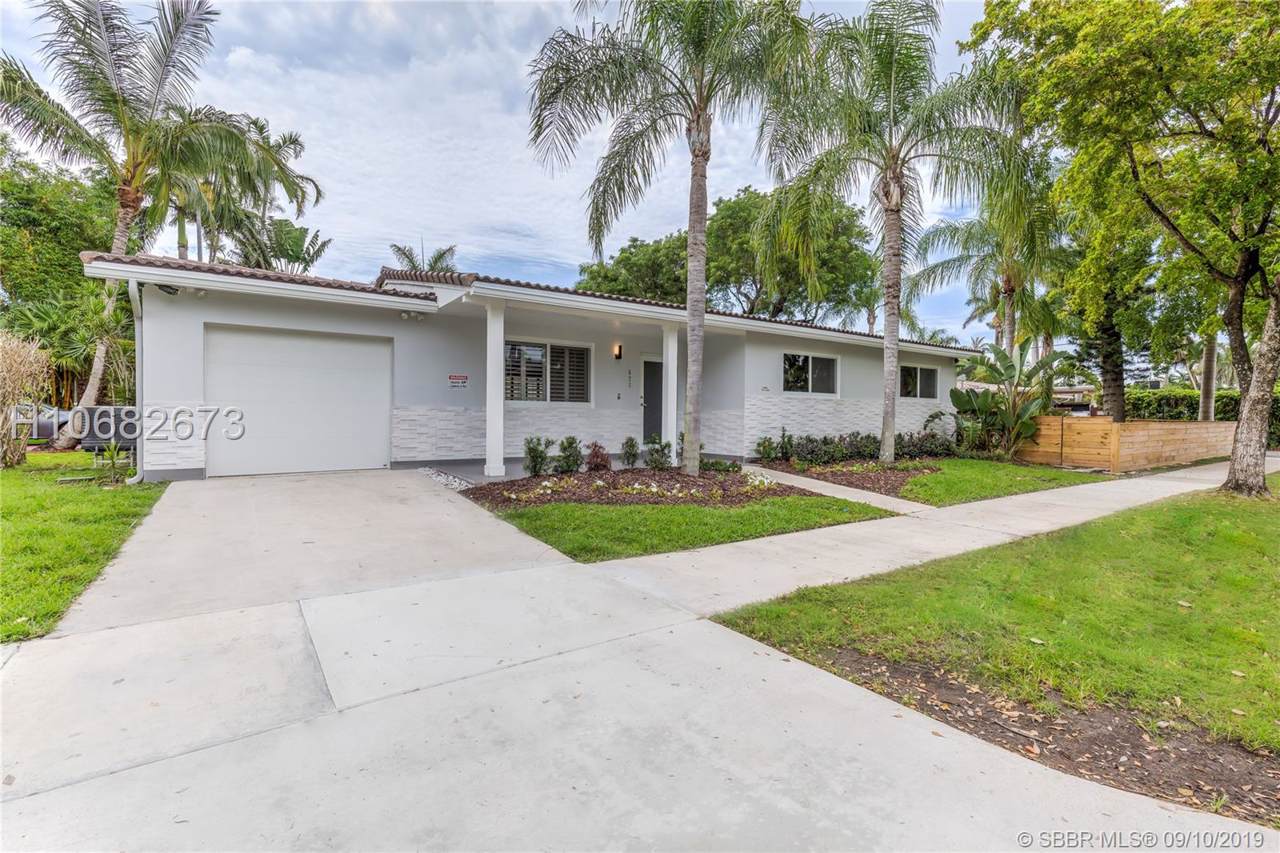 521 13 Ave - Photo 1