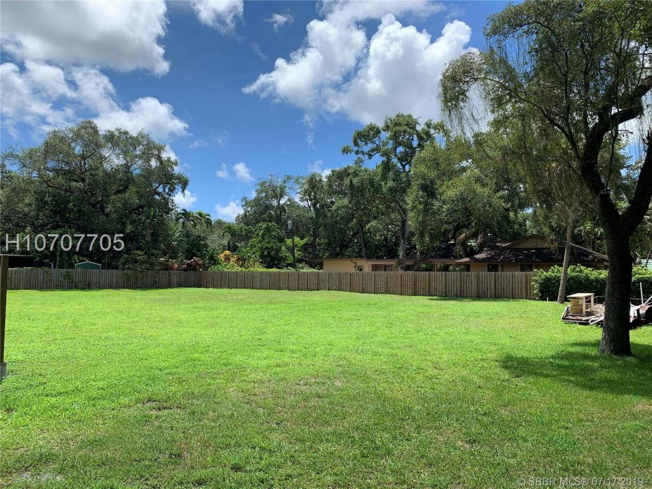 57XX 37 TERRACE - Photo 1