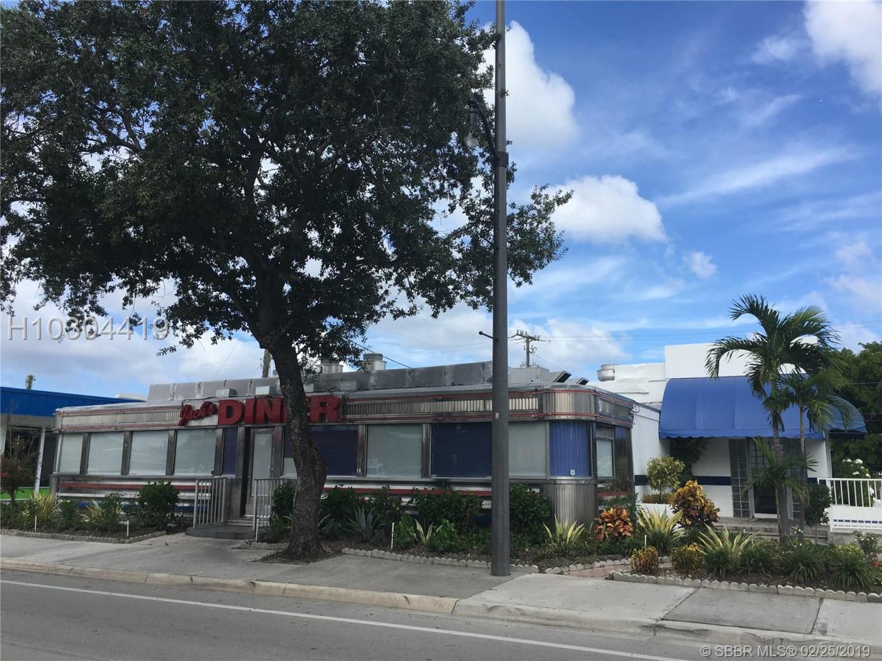 1031 Federal Hwy - Photo 1