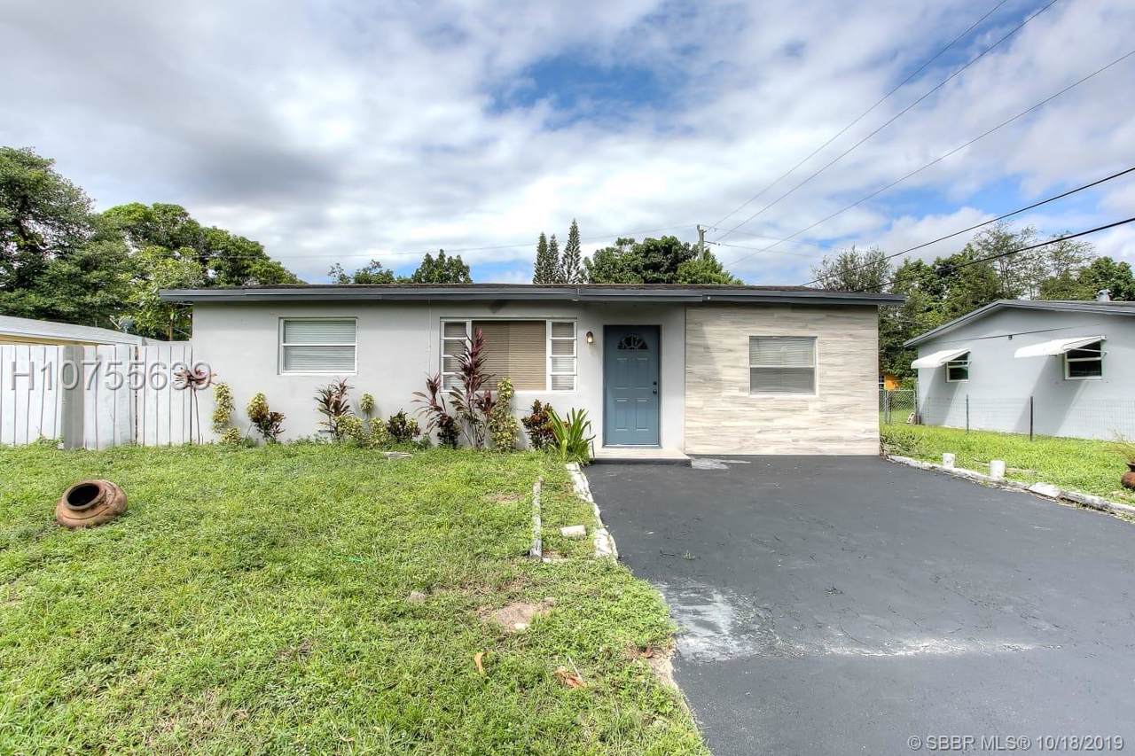 5981 42nd Ave - Photo 1