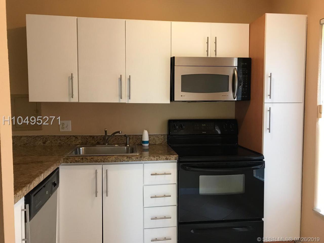4015 University Dr - Photo 1