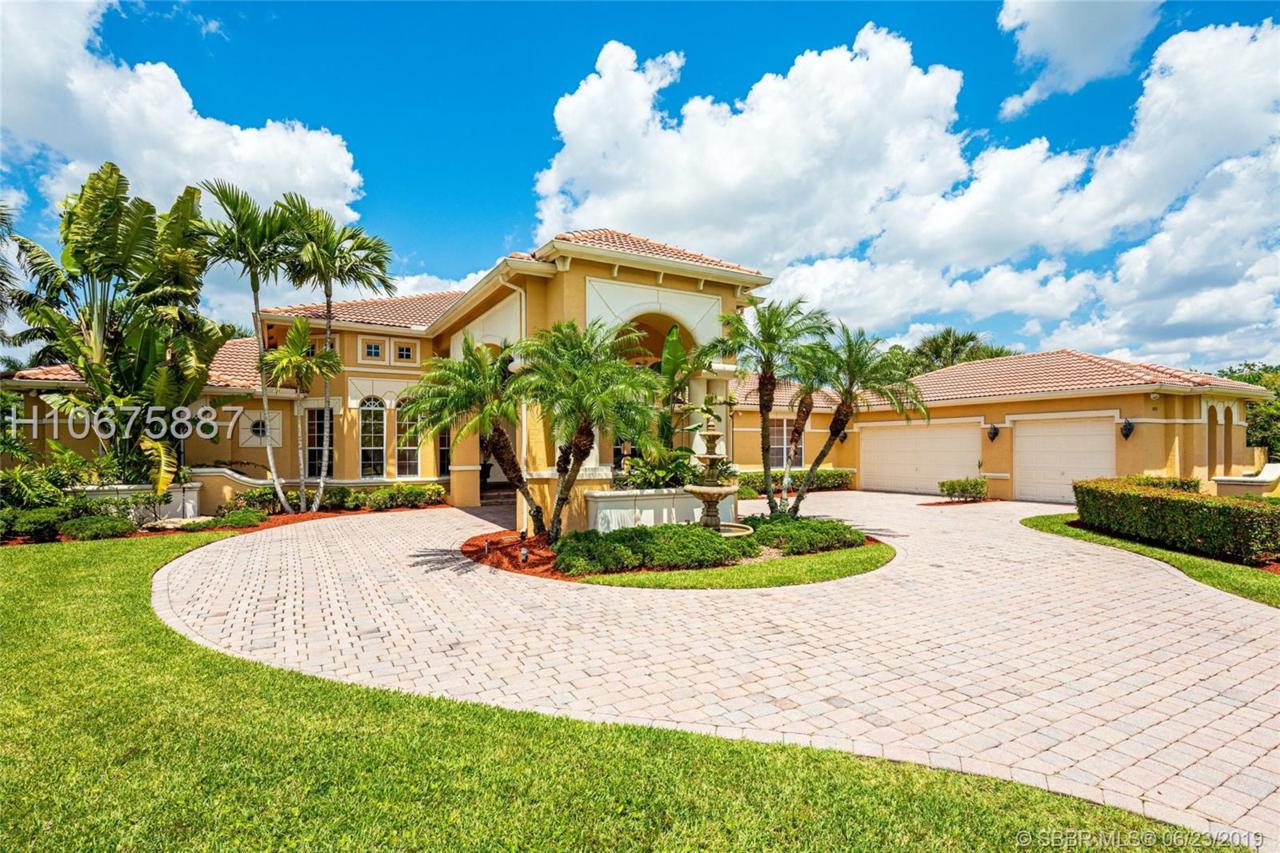 5055 Regency Isles Way - Photo 1