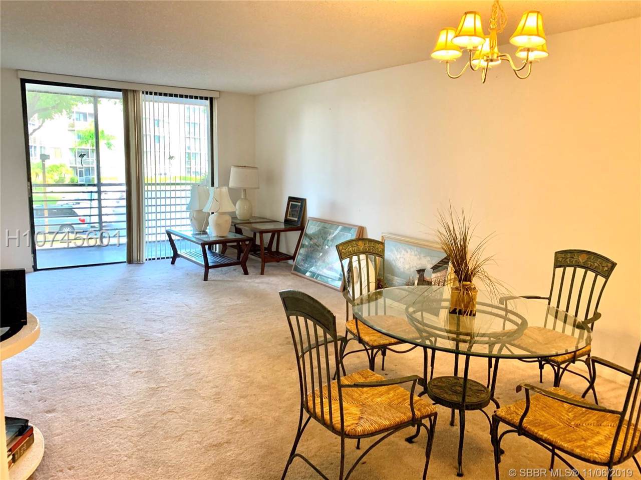 1001 Colony Point Cir - Photo 1