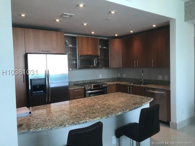1945 Ocean Dr - Photo 1
