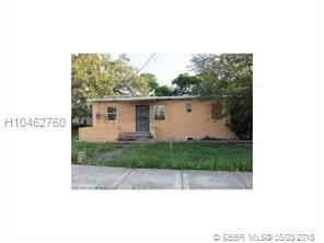 2335 43rd St - Photo 1