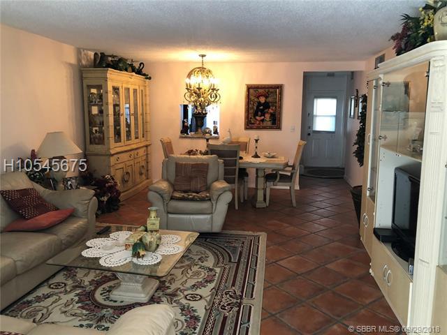 620 12th Ave - Photo 1