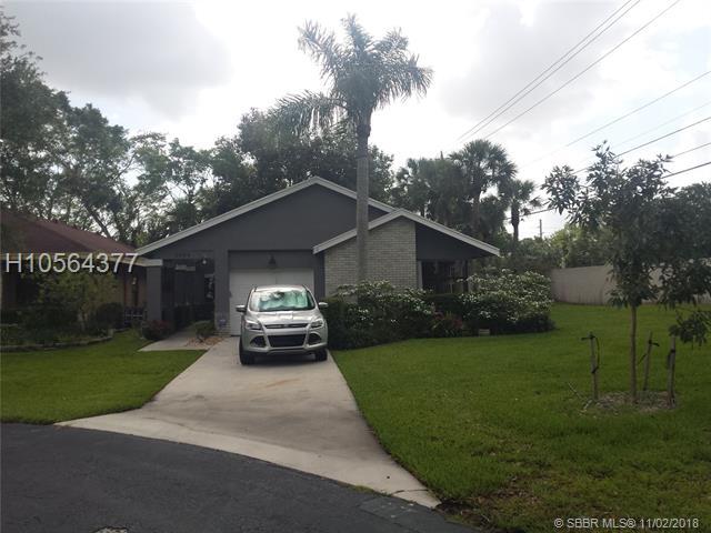 2404 Fiddleleaf Ave - Photo 1