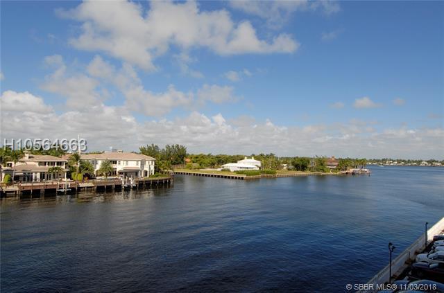 1400 Ocean Dr - Photo 1