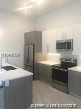 921 45th Ter - Photo 1