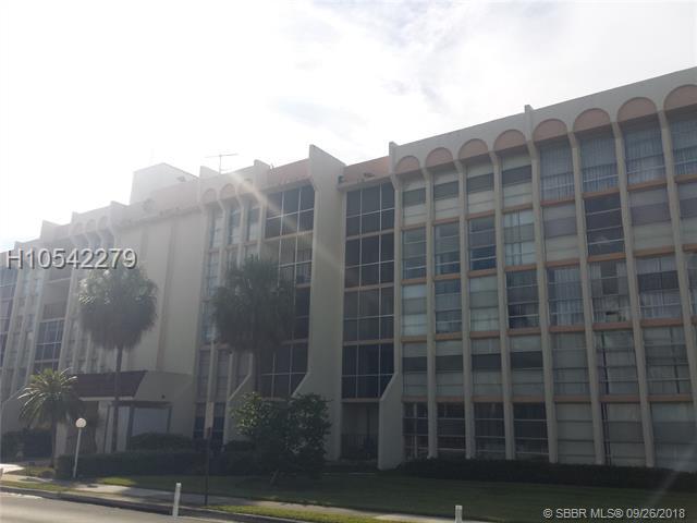 2000 Atlantic Shores Blvd - Photo 1