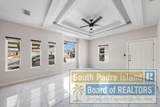 5805 Puffin Ave - Photo 2