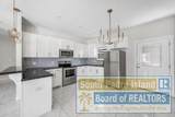 5805 Puffin Ave - Photo 3