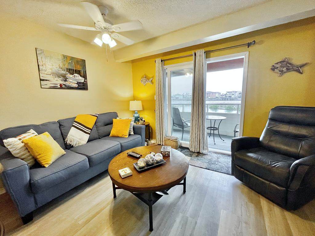 401 Island Ave. - Photo 1