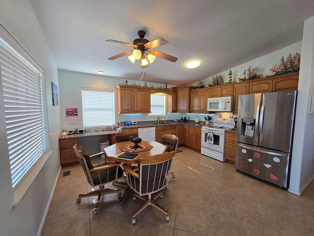 https://bt-photos.global.ssl.fastly.net/southpadre/orig_boomver_1_103387-2.jpg