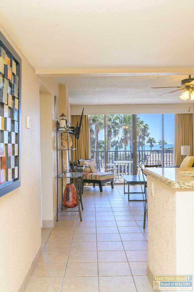 https://bt-photos.global.ssl.fastly.net/southpadre/orig_boomver_1_103476-2.jpg