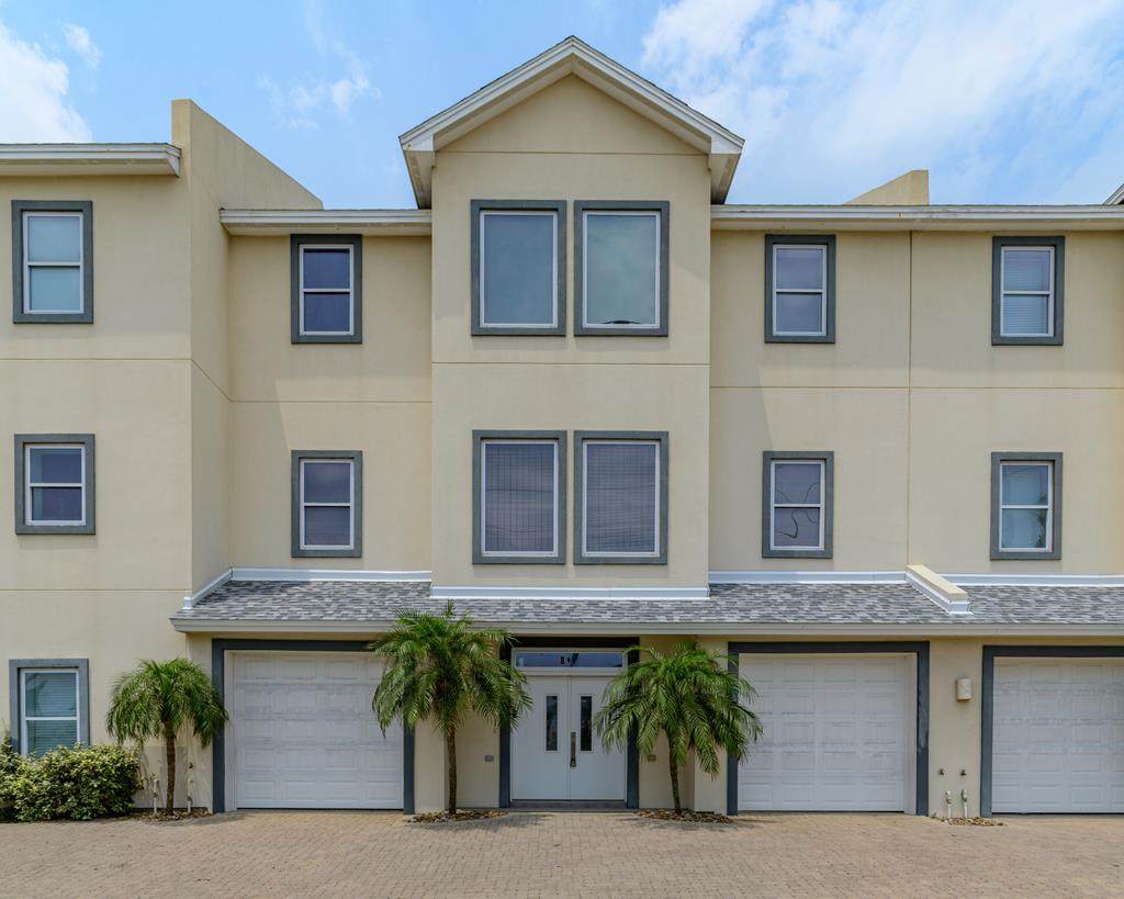 100 Harbor Dr. - Photo 1