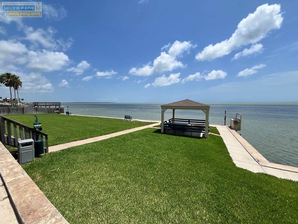 https://bt-photos.global.ssl.fastly.net/southpadre/orig_boomver_1_103859-2.jpg