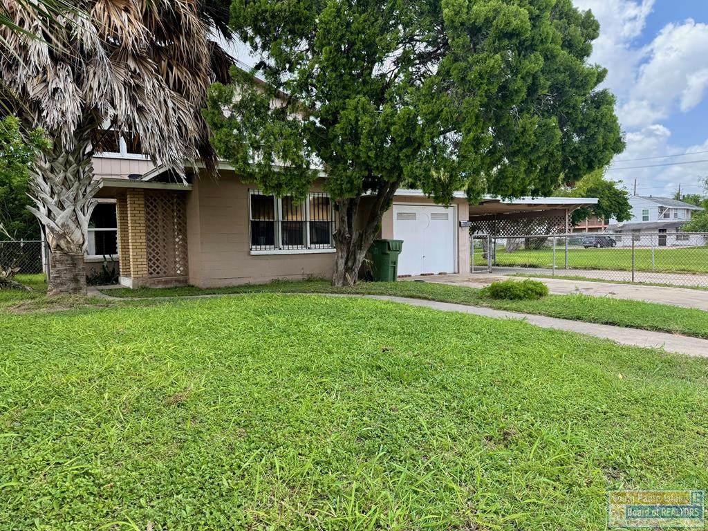 67 Simpson St. - Photo 1