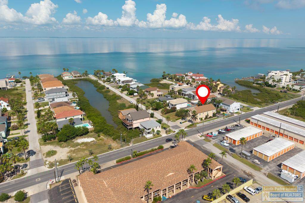 200 Esperanza St. - Photo 1