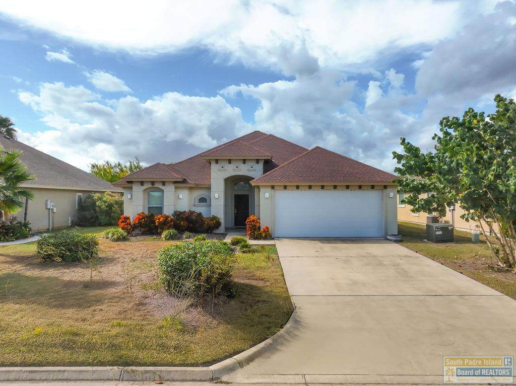 32 Bethpage Dr. - Photo 1