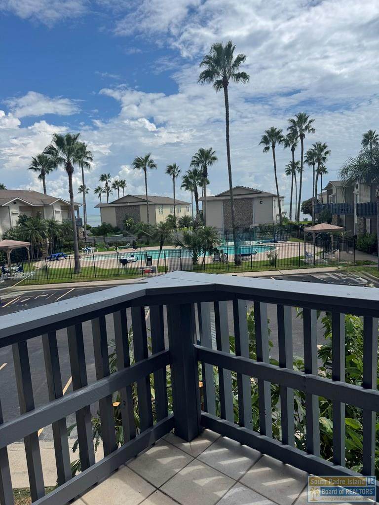 https://bt-photos.global.ssl.fastly.net/southpadre/orig_boomver_1_104626-2.jpg