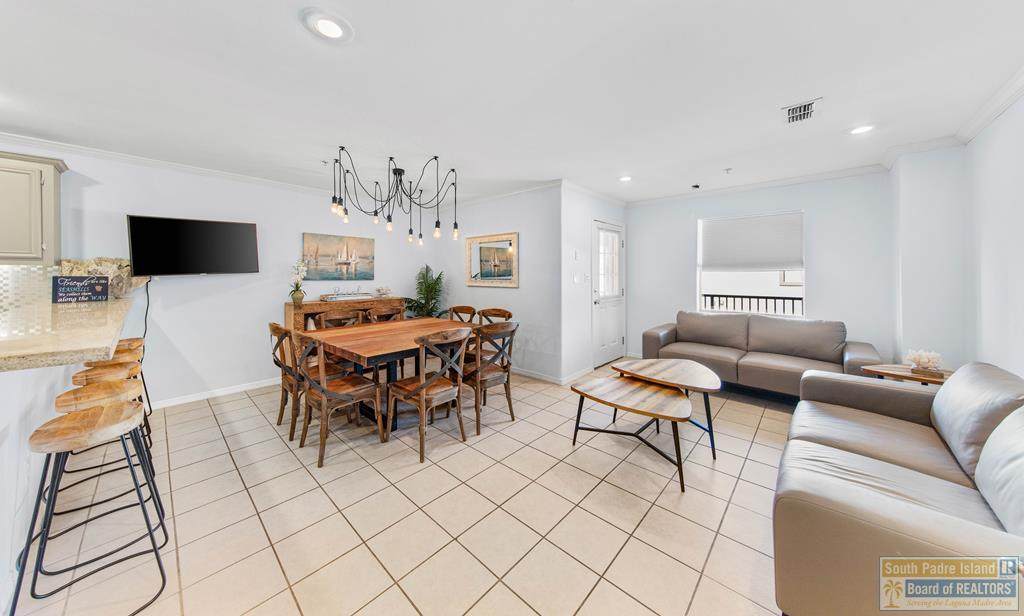 104 Campeche St. - Photo 1