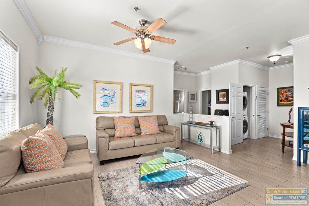 102 Gardenia St. - Photo 1