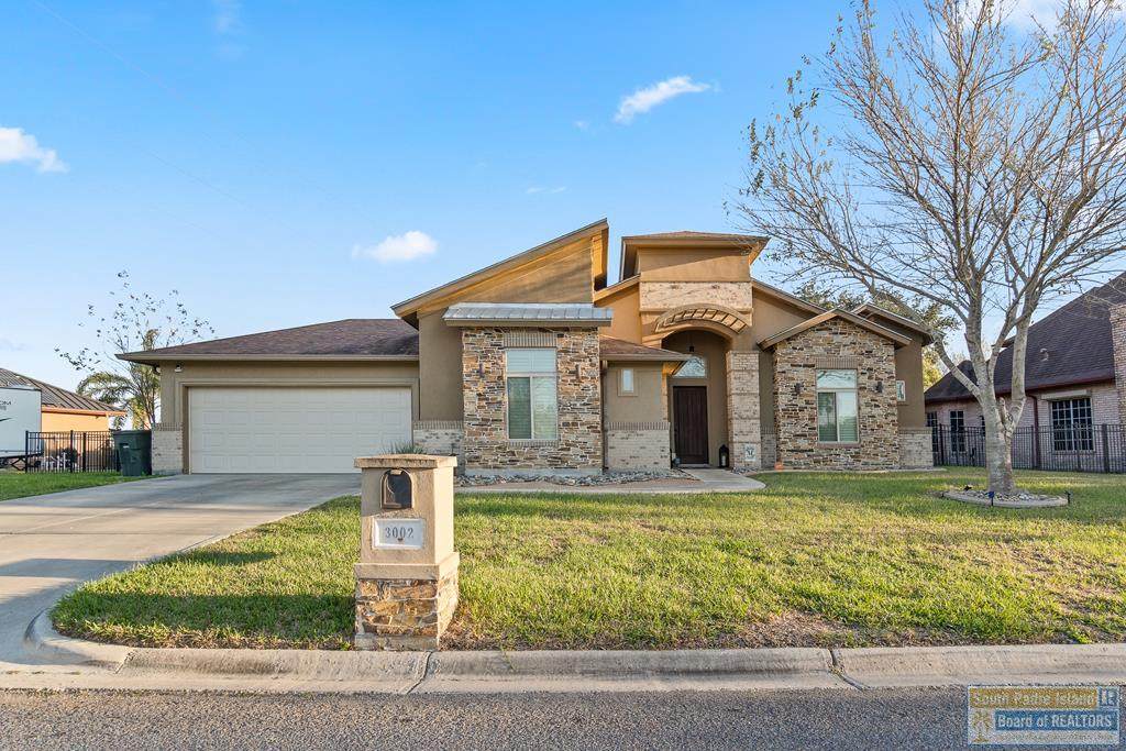 3002 Pinehurst Dr. - Photo 1