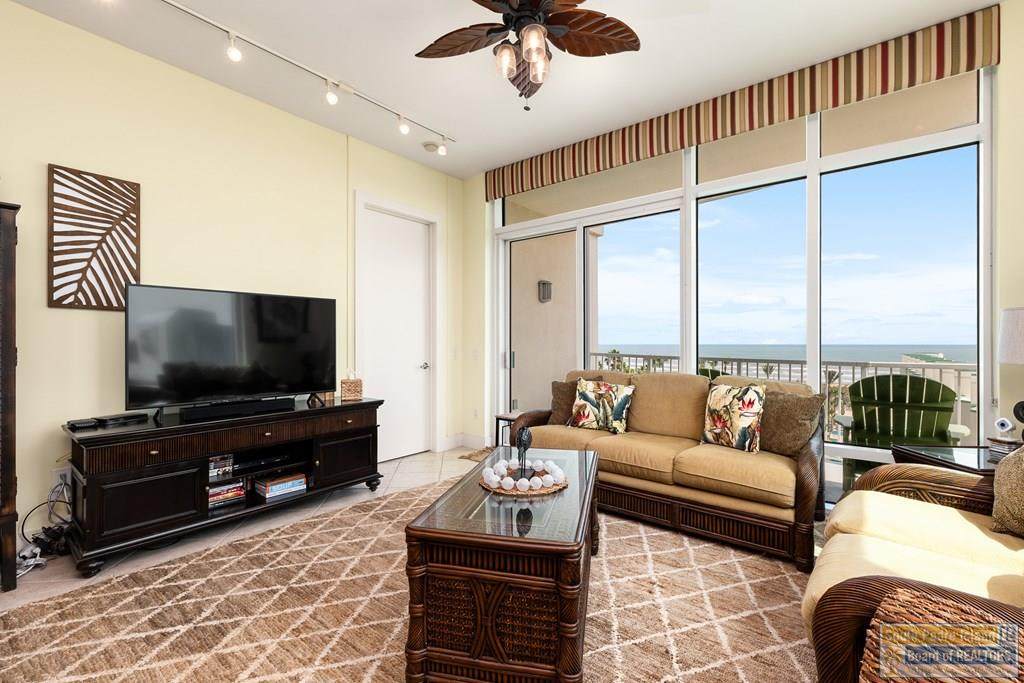 https://bt-photos.global.ssl.fastly.net/southpadre/orig_boomver_1_105975-2.jpg