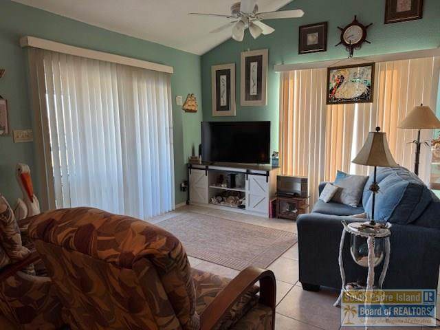 https://bt-photos.global.ssl.fastly.net/southpadre/orig_boomver_1_105993-2.jpg