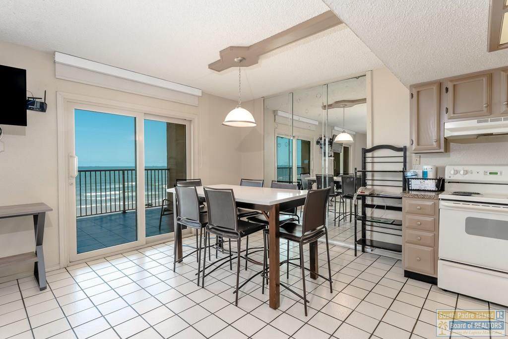 https://bt-photos.global.ssl.fastly.net/southpadre/orig_boomver_1_105997-2.jpg