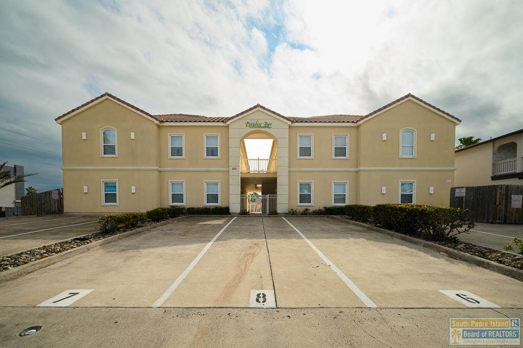 201 Oleander St. - Photo 1