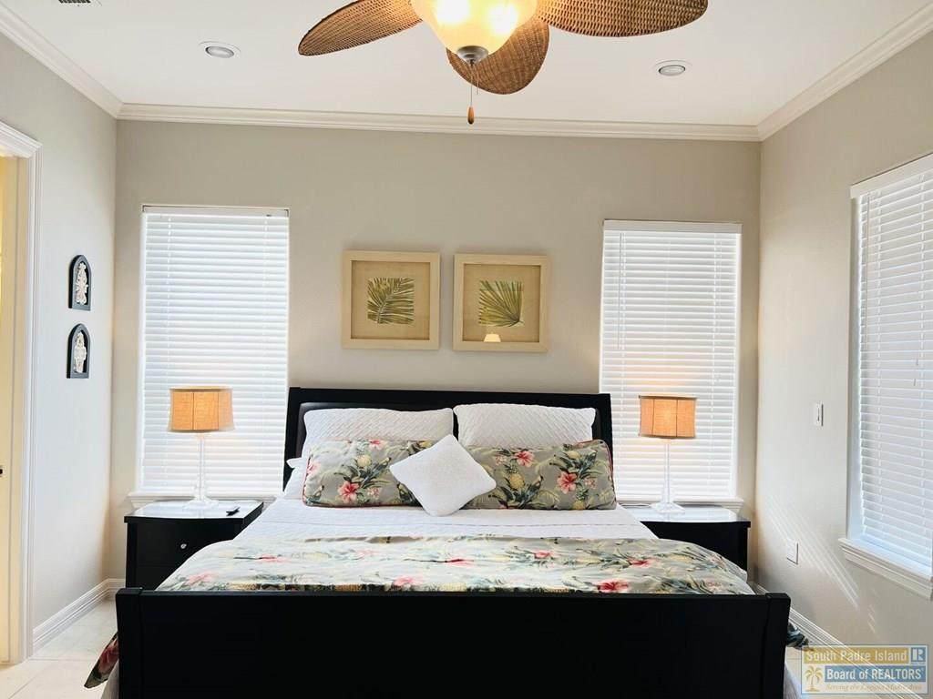 https://bt-photos.global.ssl.fastly.net/southpadre/orig_boomver_1_106028-2.jpg