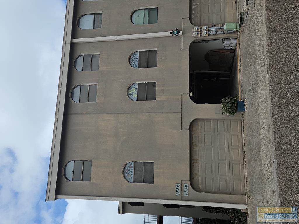 https://bt-photos.global.ssl.fastly.net/southpadre/orig_boomver_1_106044-2.jpg