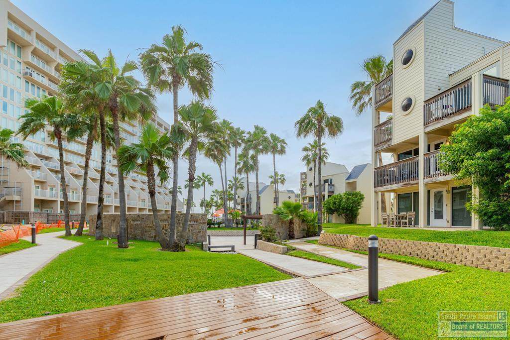 https://bt-photos.global.ssl.fastly.net/southpadre/orig_boomver_1_106166-2.jpg