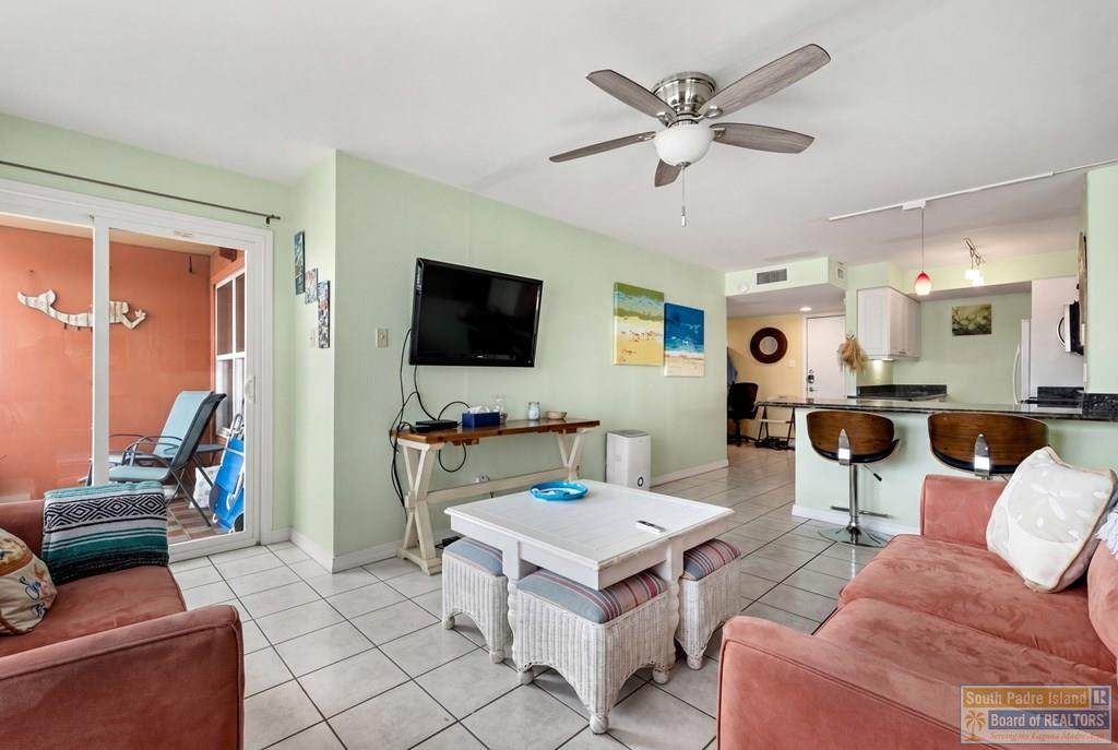 https://bt-photos.global.ssl.fastly.net/southpadre/orig_boomver_1_106266-2.jpg