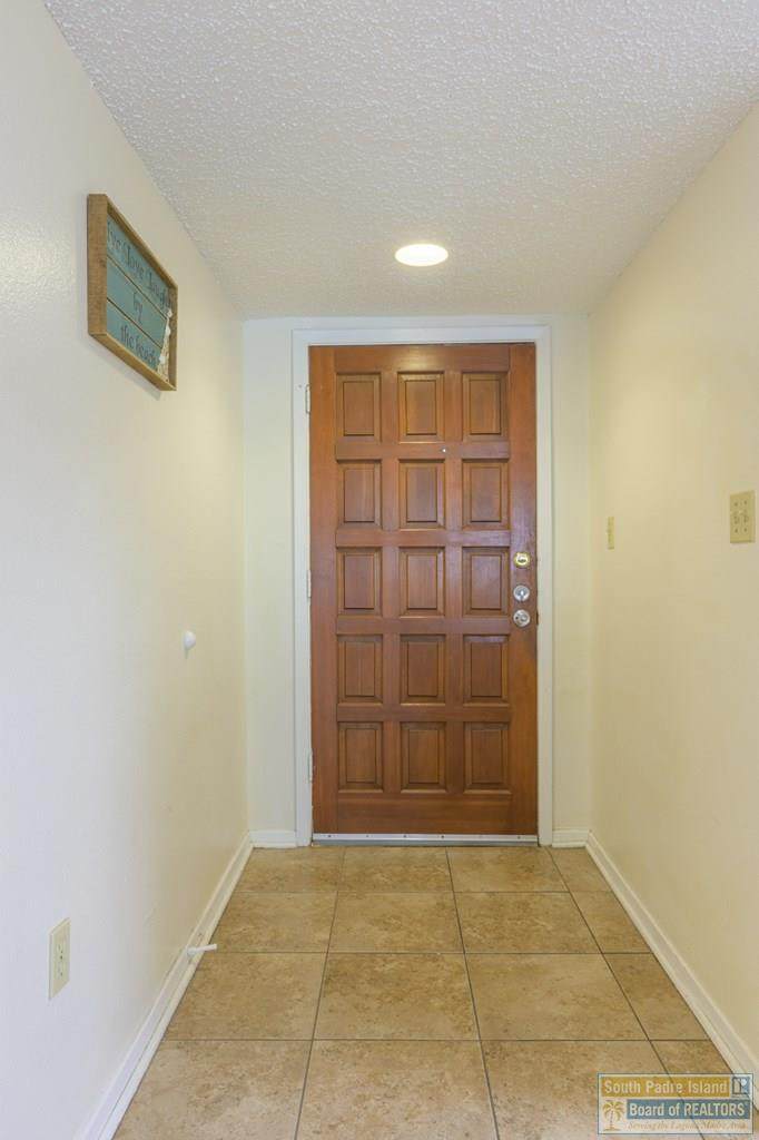 https://bt-photos.global.ssl.fastly.net/southpadre/orig_boomver_1_106356-2.jpg