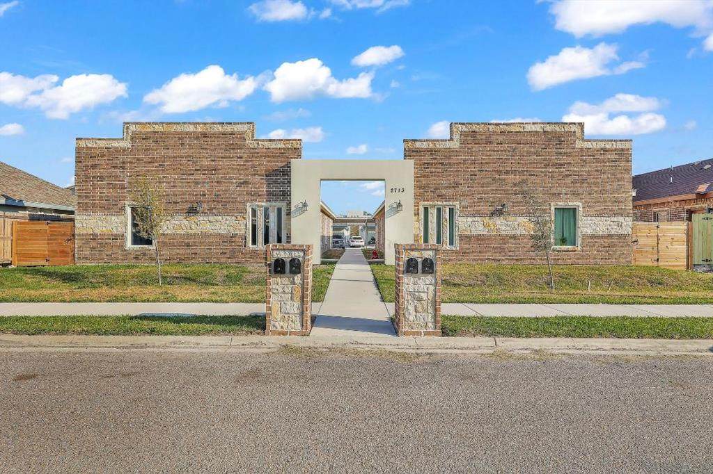2713 Primrose Ave. - Photo 1