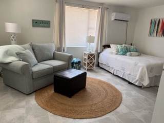 https://bt-photos.global.ssl.fastly.net/southpadre/orig_boomver_1_106399-2.jpg