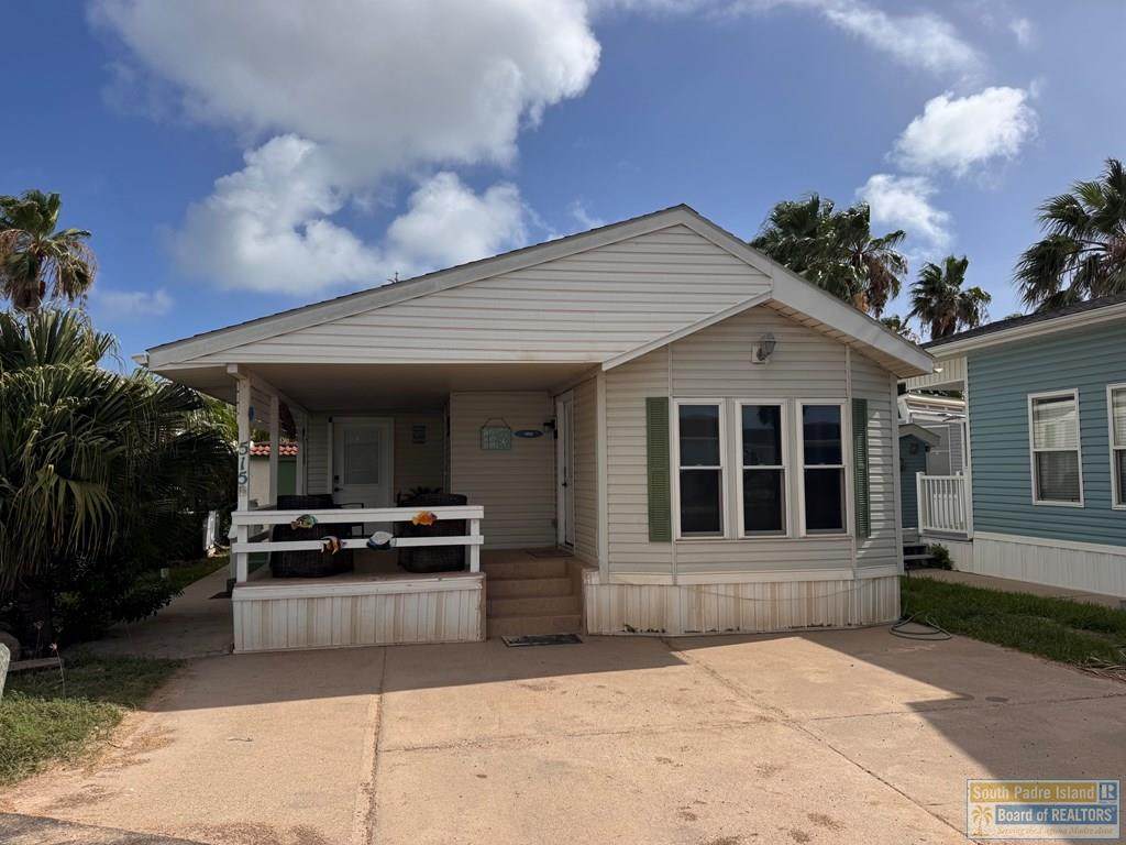 https://bt-photos.global.ssl.fastly.net/southpadre/orig_boomver_1_106410-2.jpg