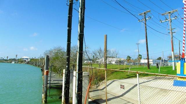 https://bt-photos.global.ssl.fastly.net/southpadre/orig_boomver_1_106462-2.jpg