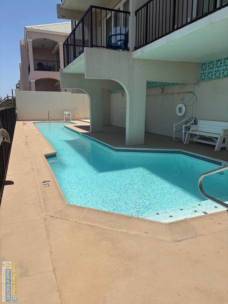 https://bt-photos.global.ssl.fastly.net/southpadre/orig_boomver_1_106489-2.jpg