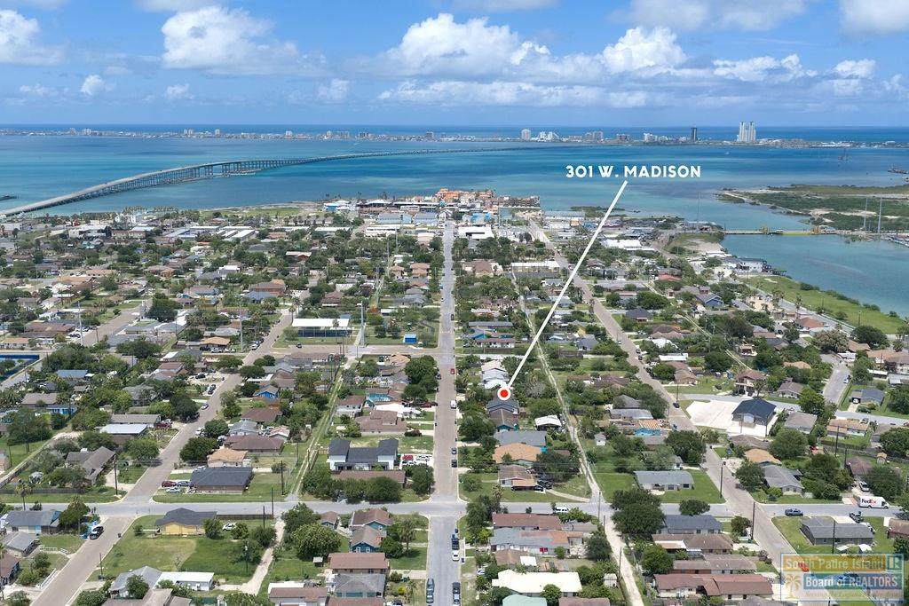 https://bt-photos.global.ssl.fastly.net/southpadre/orig_boomver_1_106513-2.jpg