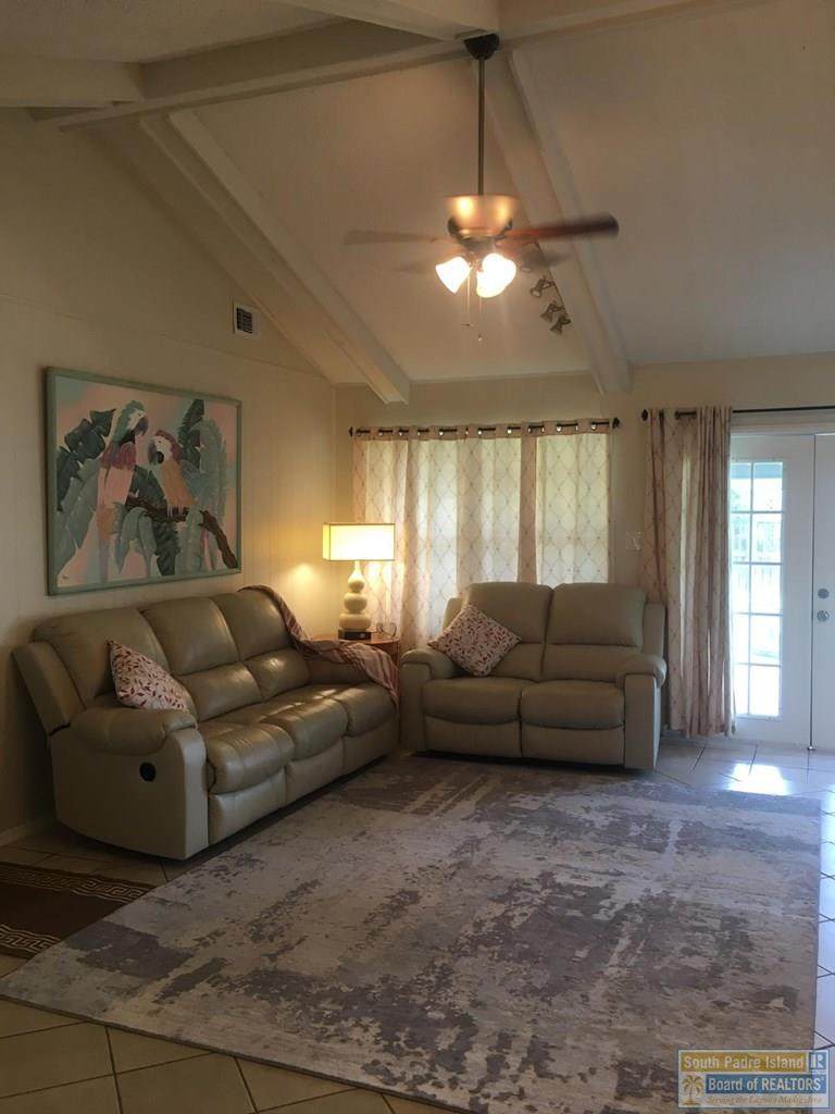 https://bt-photos.global.ssl.fastly.net/southpadre/orig_boomver_1_106557-2.jpg