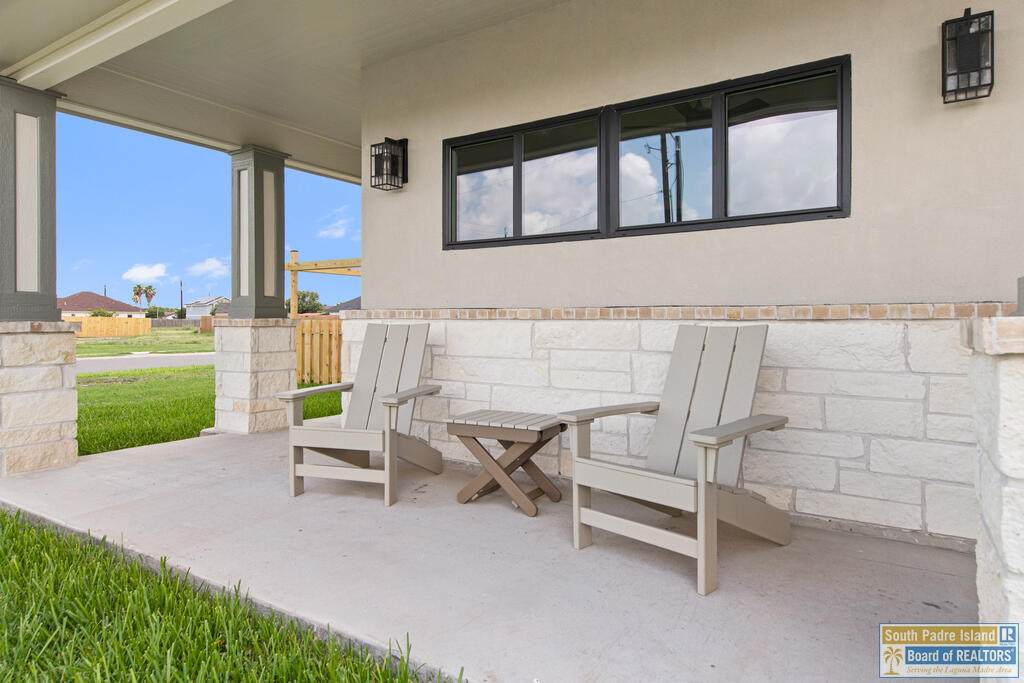 https://bt-photos.global.ssl.fastly.net/southpadre/orig_boomver_1_106830-2.jpg